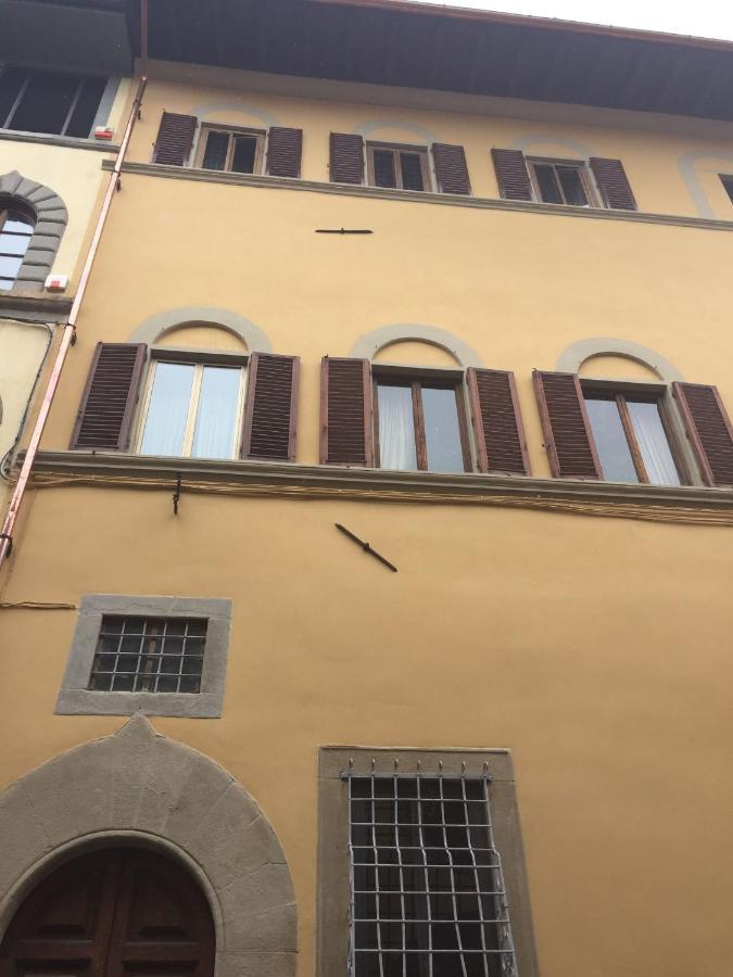 Hand Decorated House With Court Florenz Exterior foto